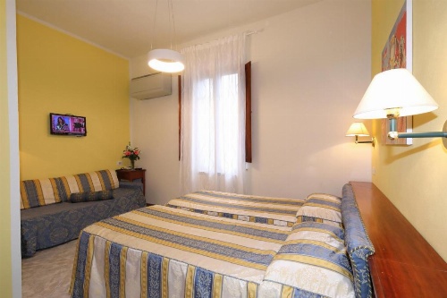 Hotel Moderno image 8